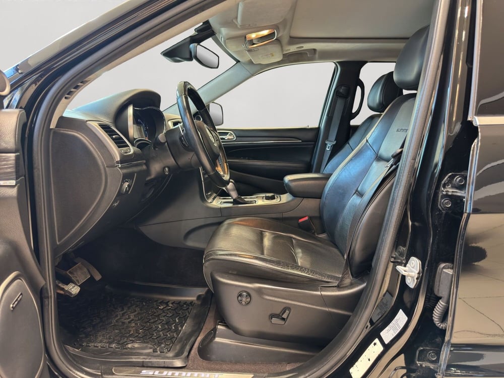 Jeep Grand Cherokee usata a Latina (11)