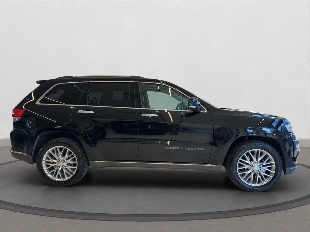 Jeep Grand Cherokee usata a Latina (8)