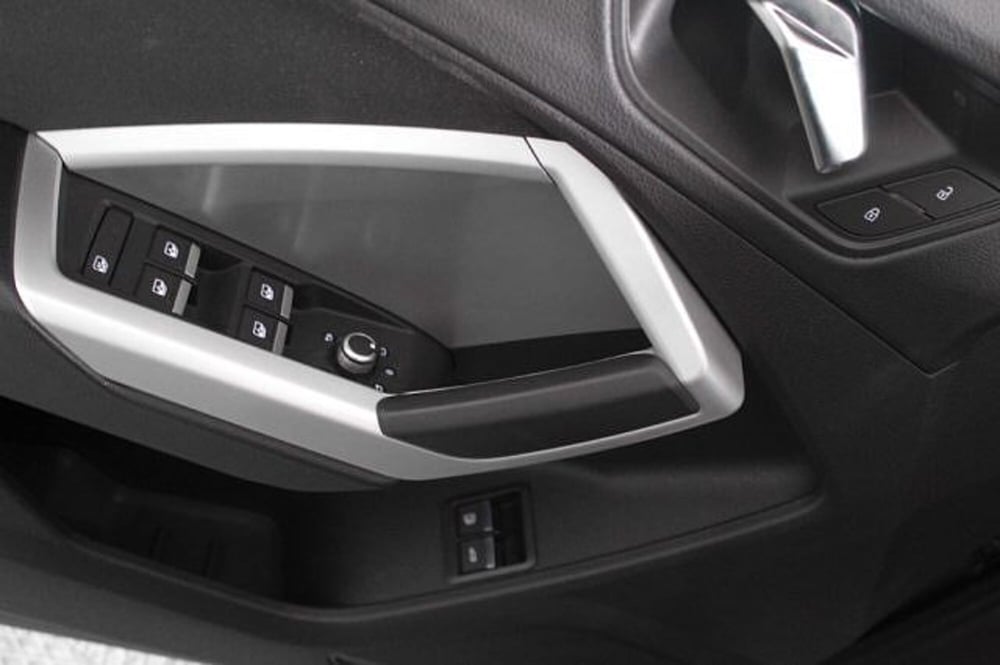 Audi Q3 Sportback usata a Novara (8)