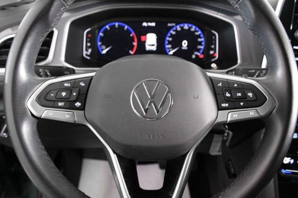 Volkswagen T-Roc usata a Novara (14)