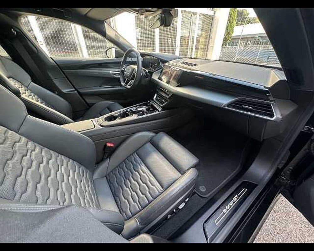 Audi e-Tron GT usata a Roma (18)