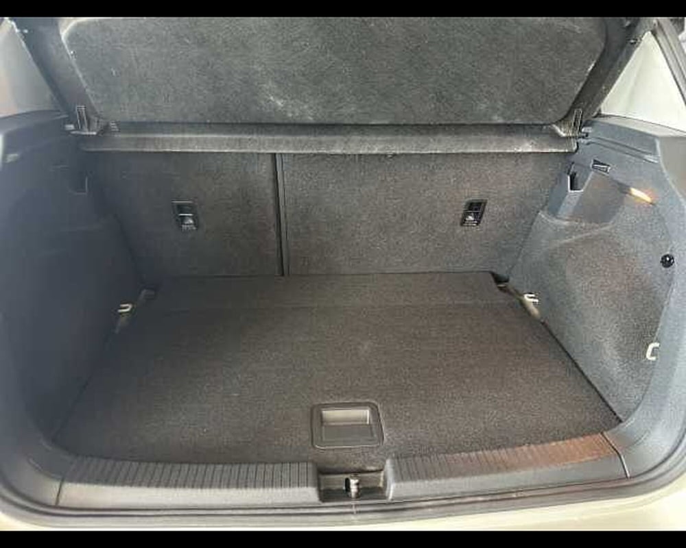 Volkswagen T-Cross usata a Roma (11)