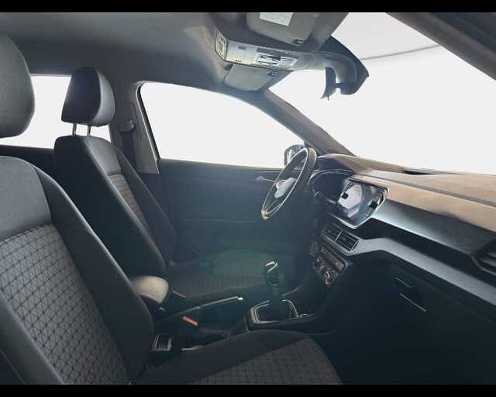 Volkswagen T-Cross usata a Roma (8)