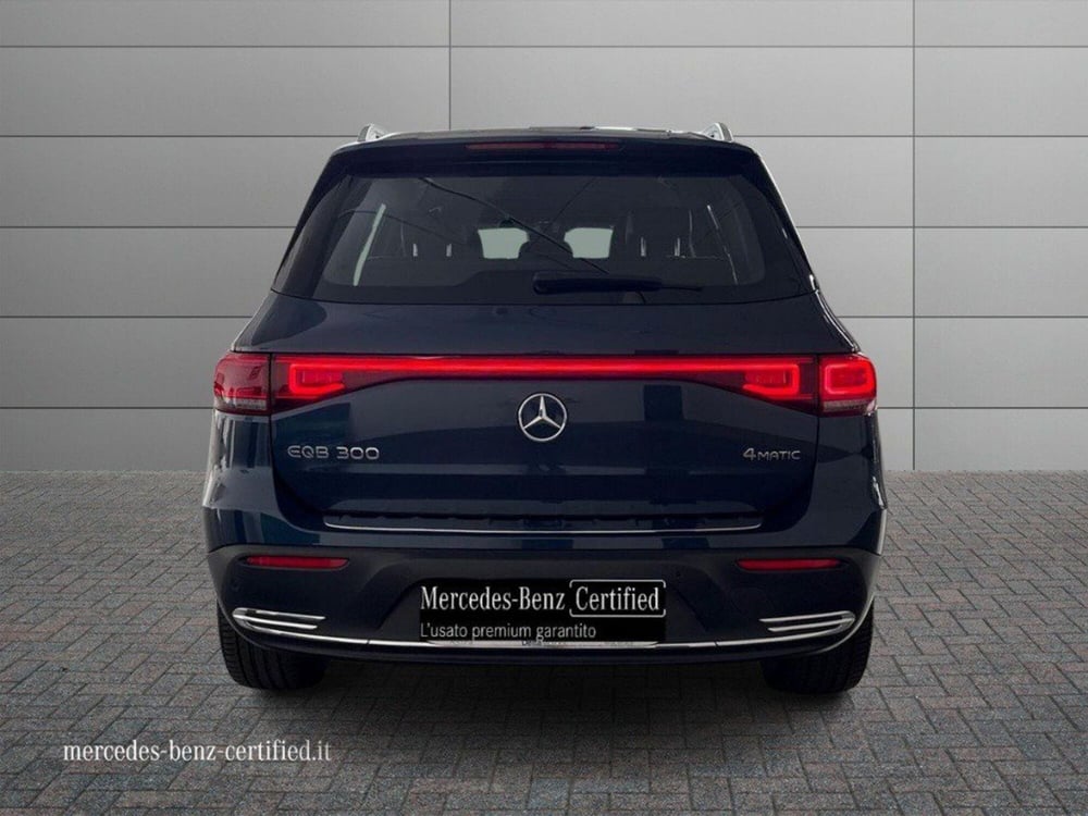Mercedes-Benz EQB usata a Rimini (6)
