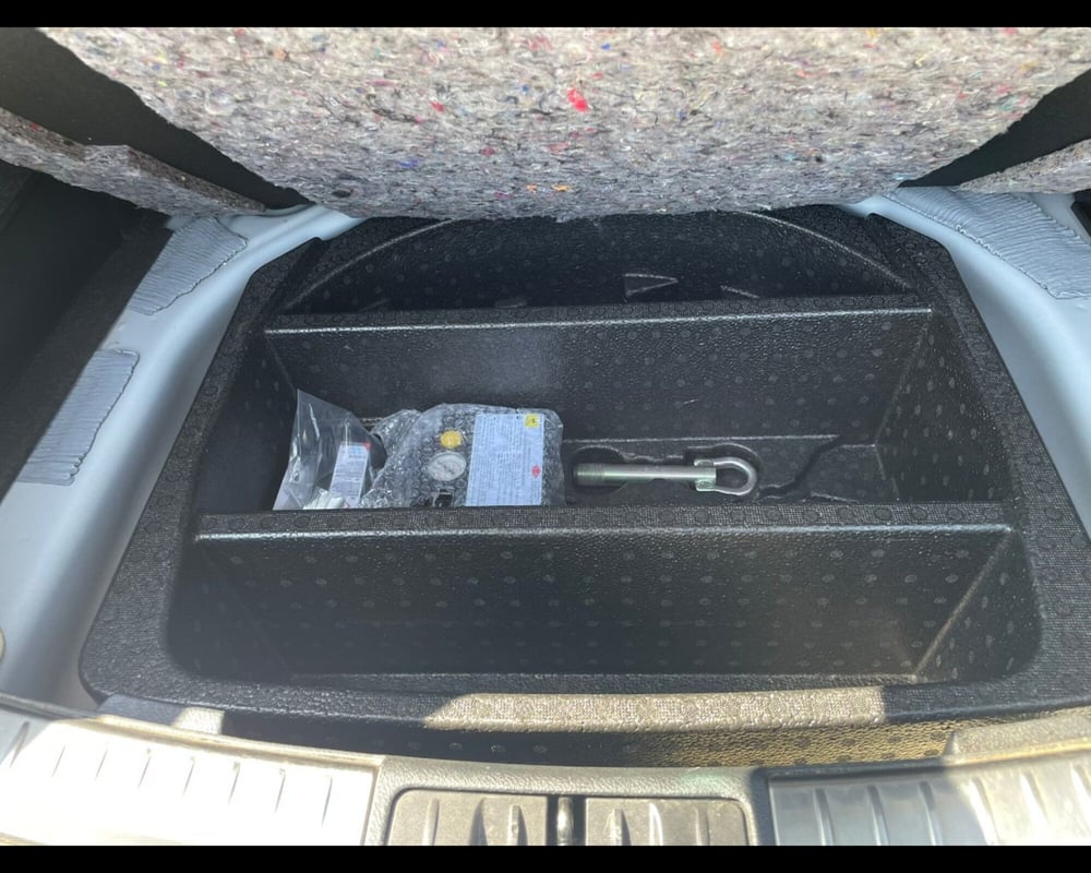 Toyota Auris Station Wagon usata a Siena (11)