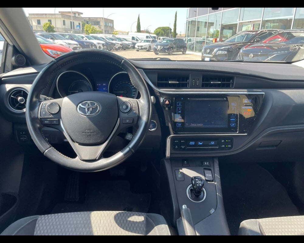 Toyota Auris Station Wagon usata a Siena (16)