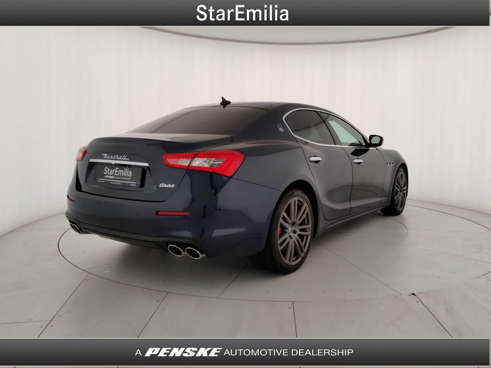 Maserati Ghibli usata a Ferrara (5)
