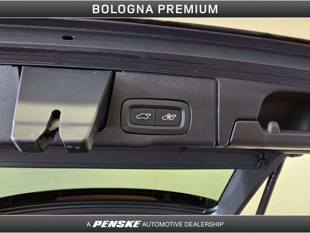 Volvo XC60 usata a Bologna (10)