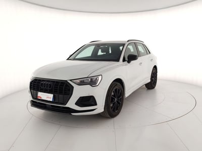 Audi Q3 35 TFSI Business Advanced del 2021 usata a Massa