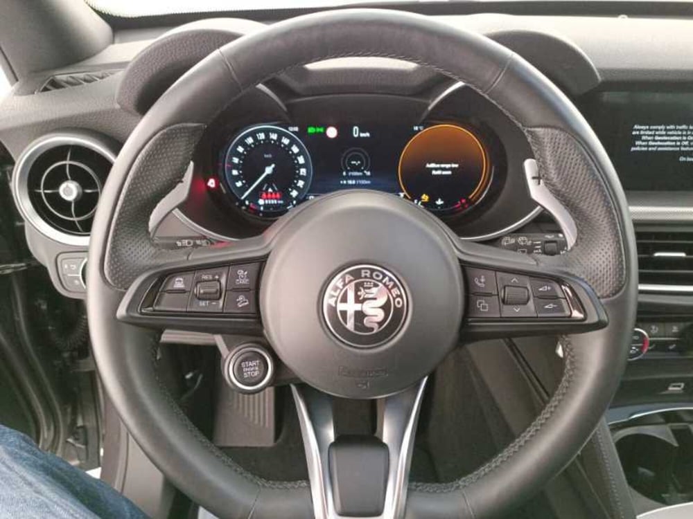 Alfa Romeo Stelvio usata a Treviso (15)