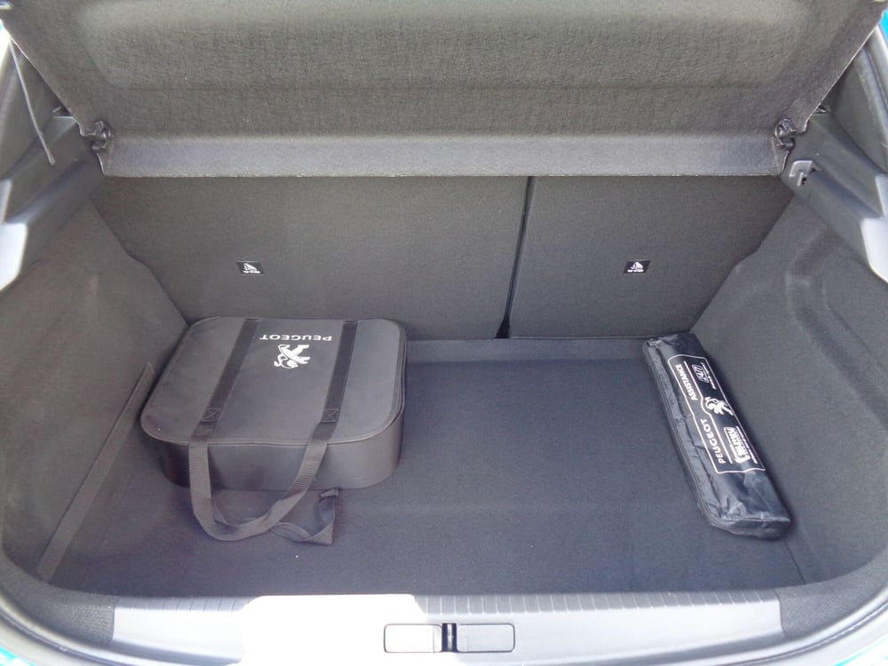 Peugeot 208 usata a Treviso (18)