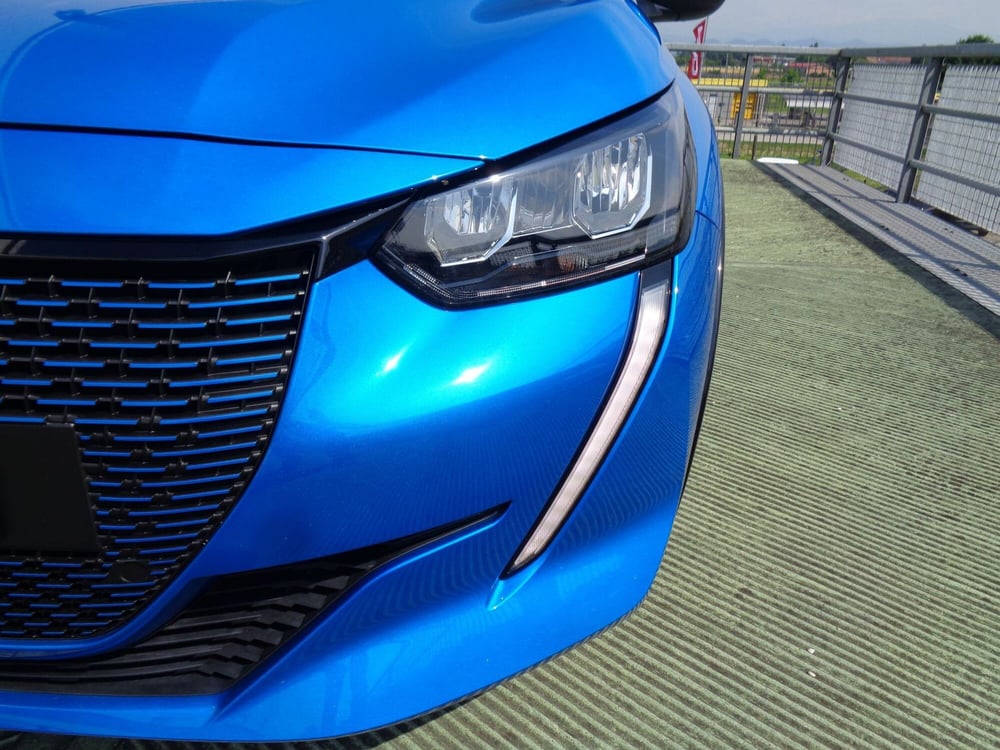 Peugeot 208 usata a Treviso (5)