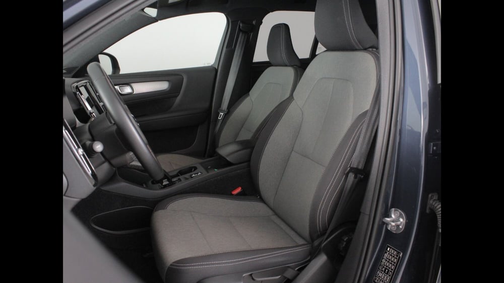 VOLVO Veicoli Commerciali XC40 usata a Palermo (11)