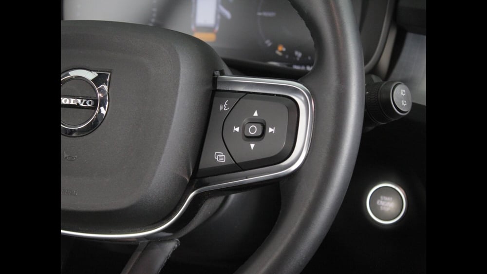 VOLVO Veicoli Commerciali XC40 usata a Palermo (9)