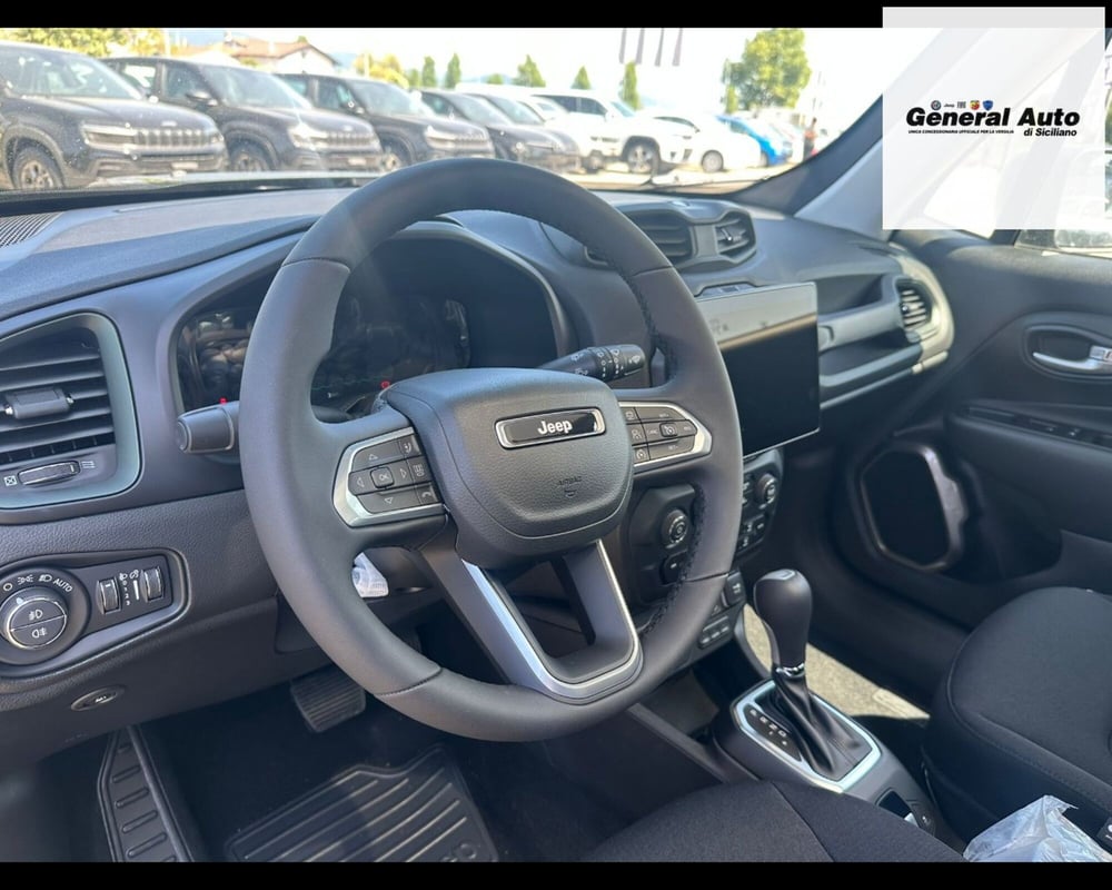 Jeep Renegade nuova a Lucca (10)