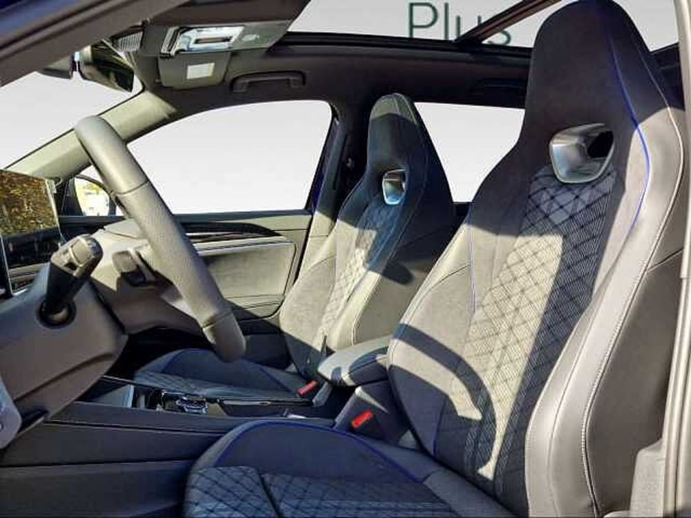 Volkswagen Tayron nuova a Siena (11)