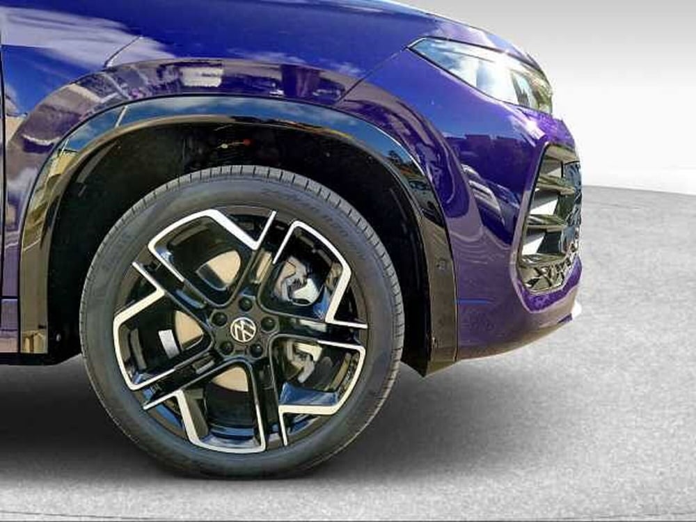 Volkswagen Tayron nuova a Siena (15)