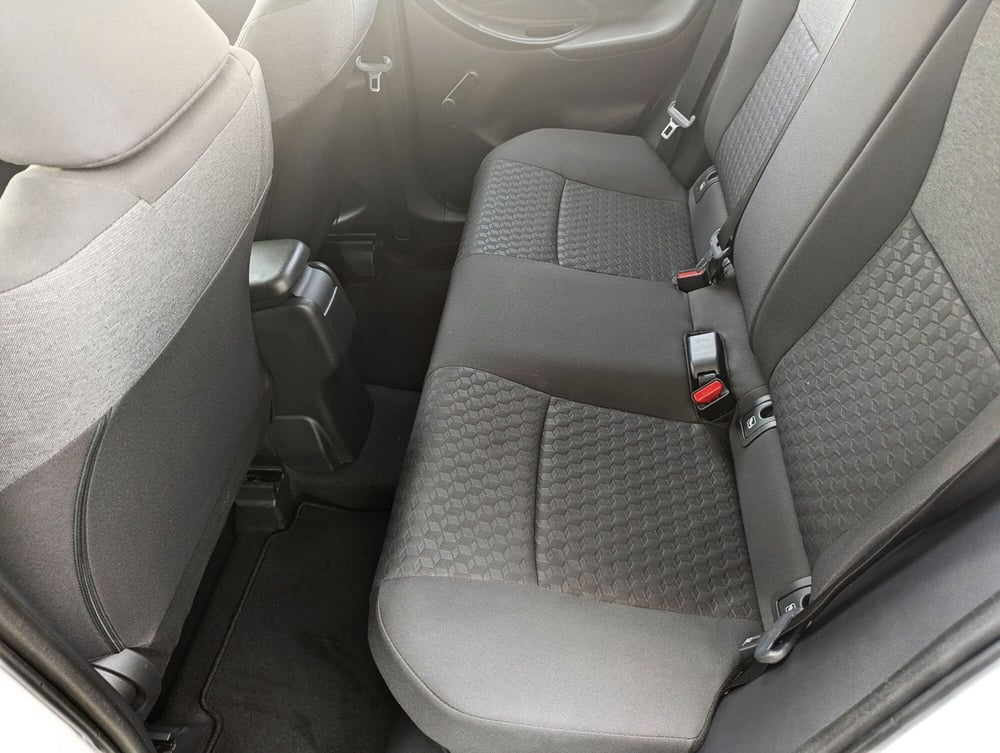 Toyota Yaris usata a Pescara (12)