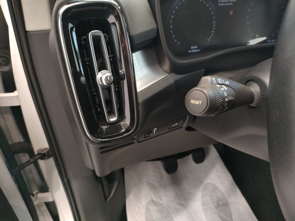 Volvo XC40 usata a Bologna (10)