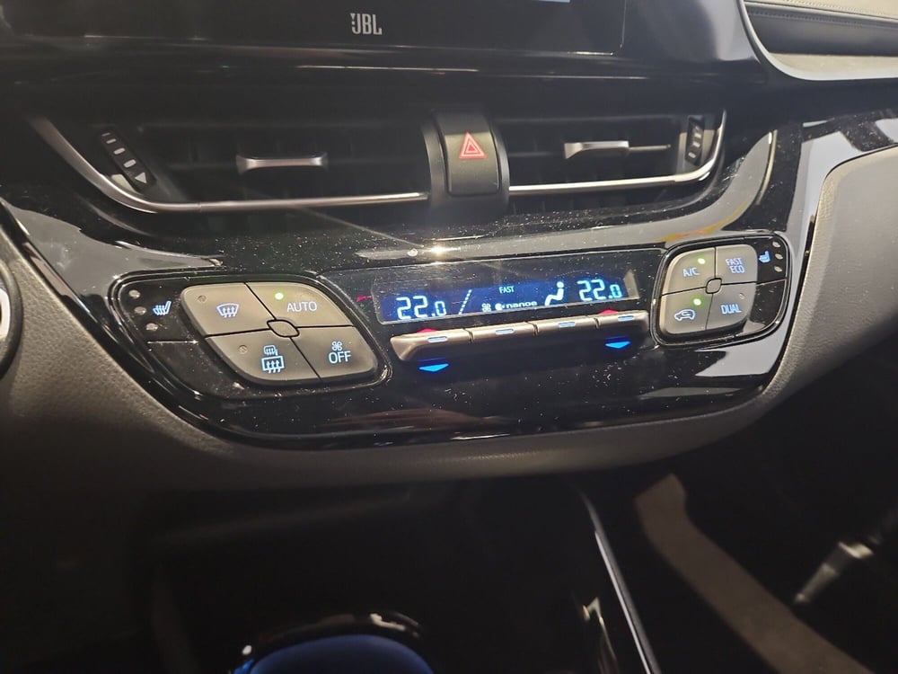 Toyota Toyota C-HR usata a Vicenza (10)