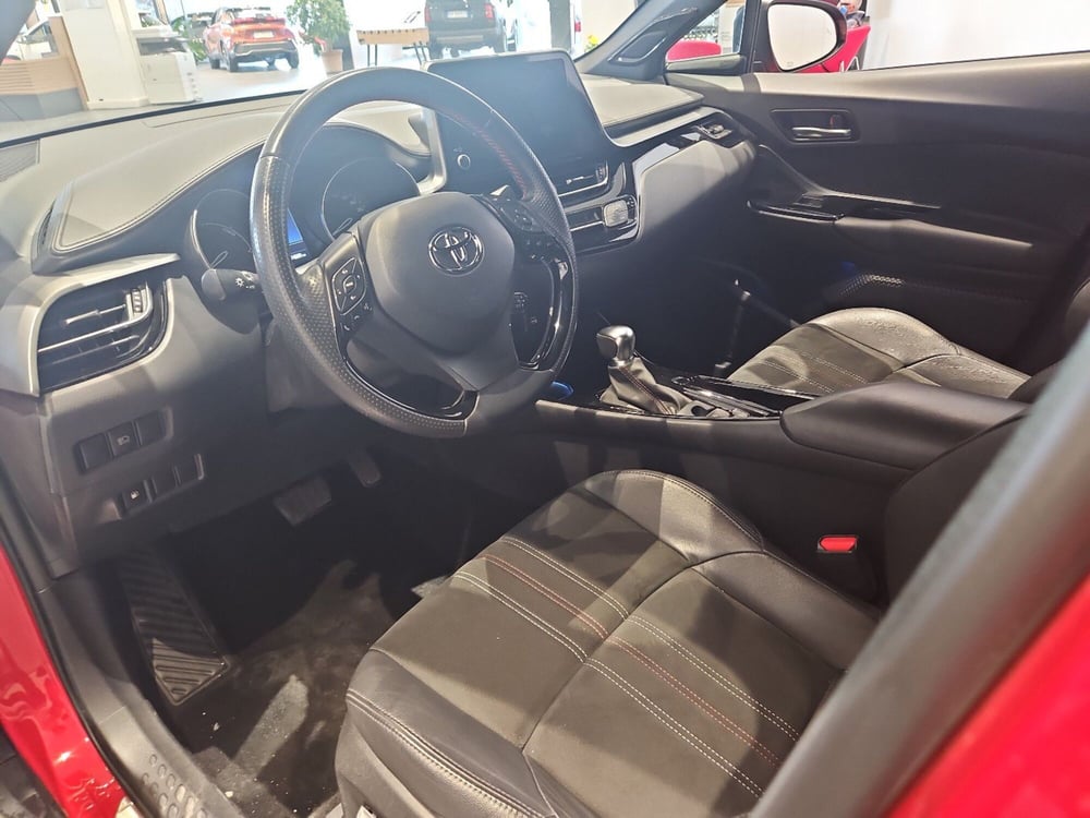 Toyota Toyota C-HR usata a Vicenza (6)