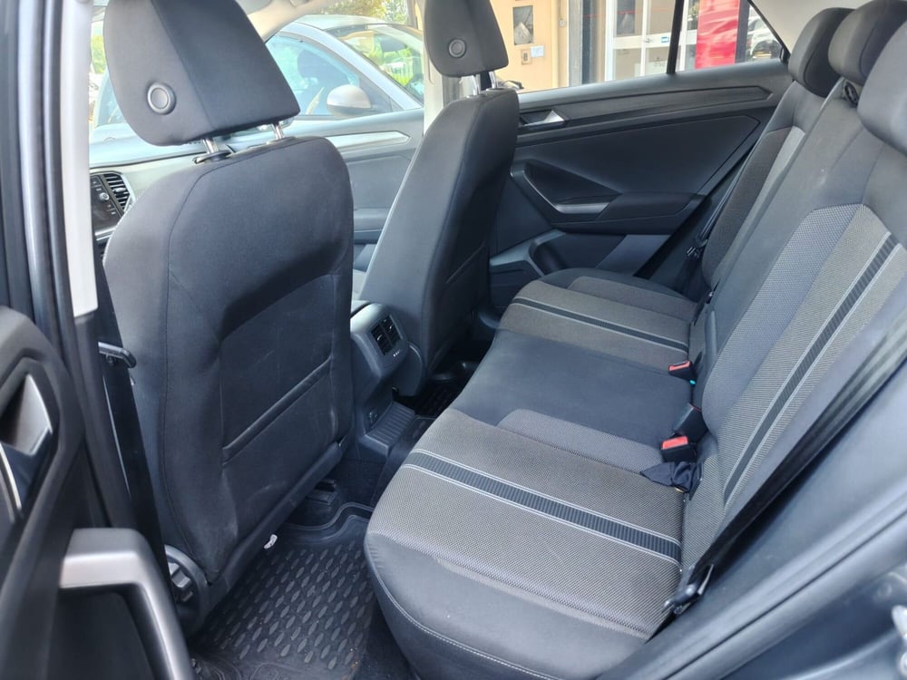 Volkswagen T-Roc usata a L'Aquila (17)
