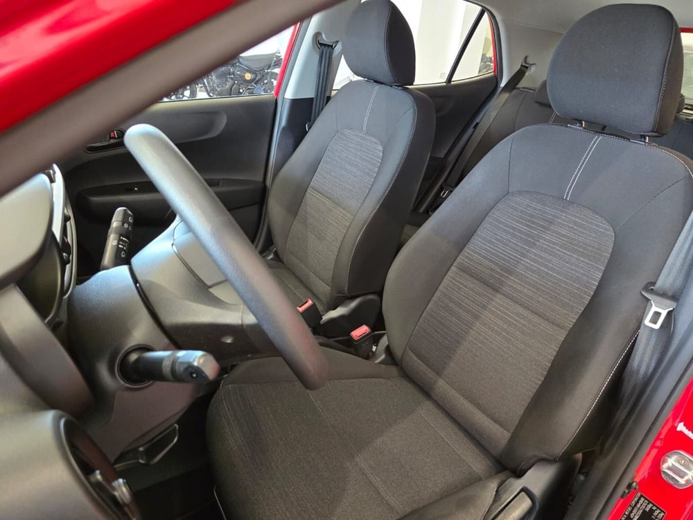 Kia Rio usata a Rimini (9)