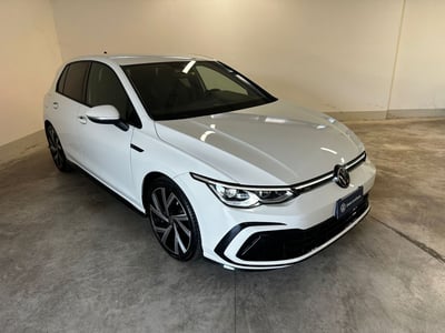 Volkswagen Golf 2.0 TDI 150 CV DSG SCR R-Line del 2024 usata a Avezzano