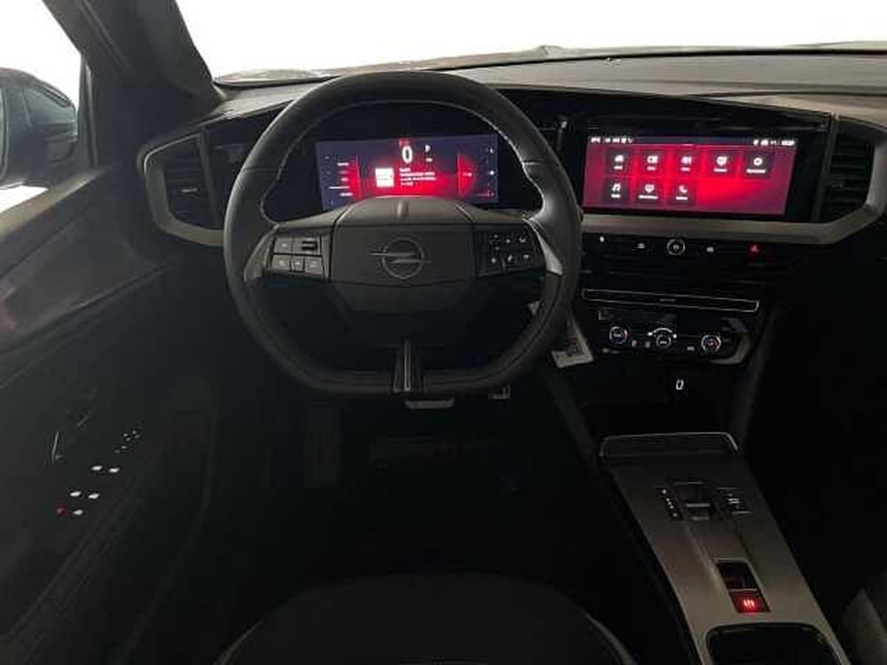 Opel Mokka nuova a Salerno (10)