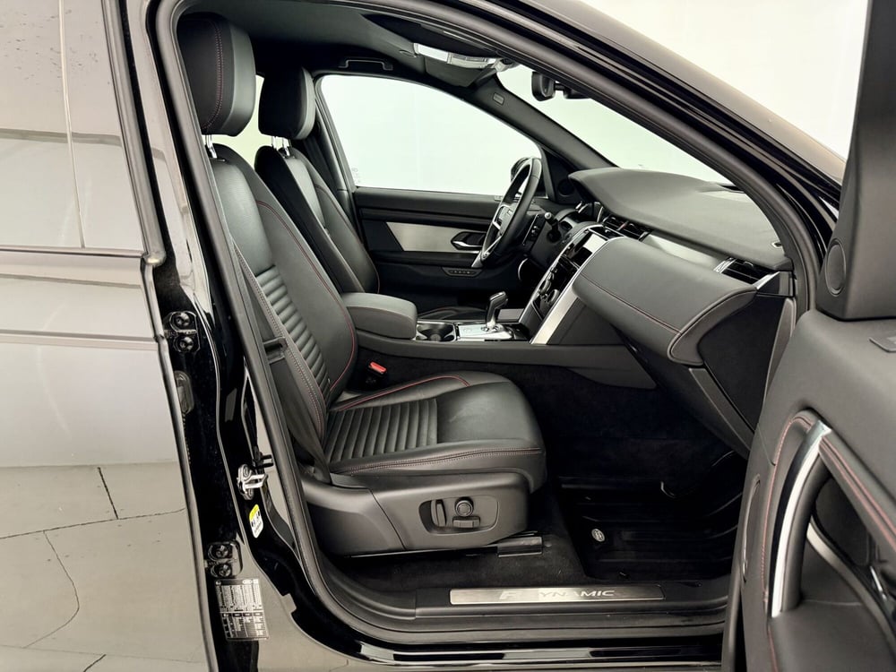 Land Rover Discovery Sport usata a Milano (3)