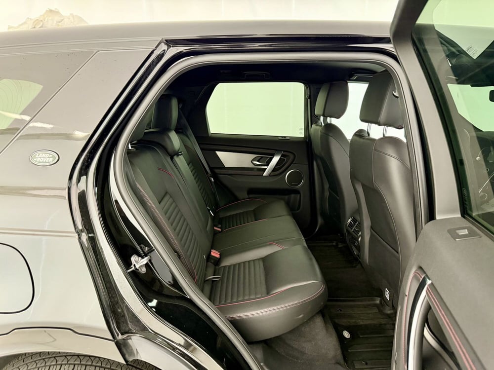 Land Rover Discovery Sport usata a Milano (5)