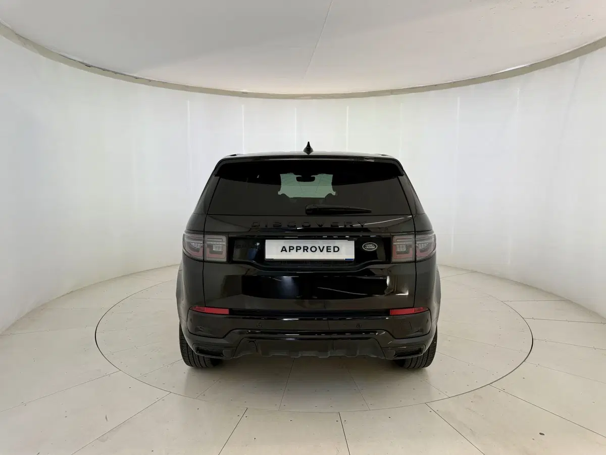Land Rover Discovery Sport usata a Milano (7)