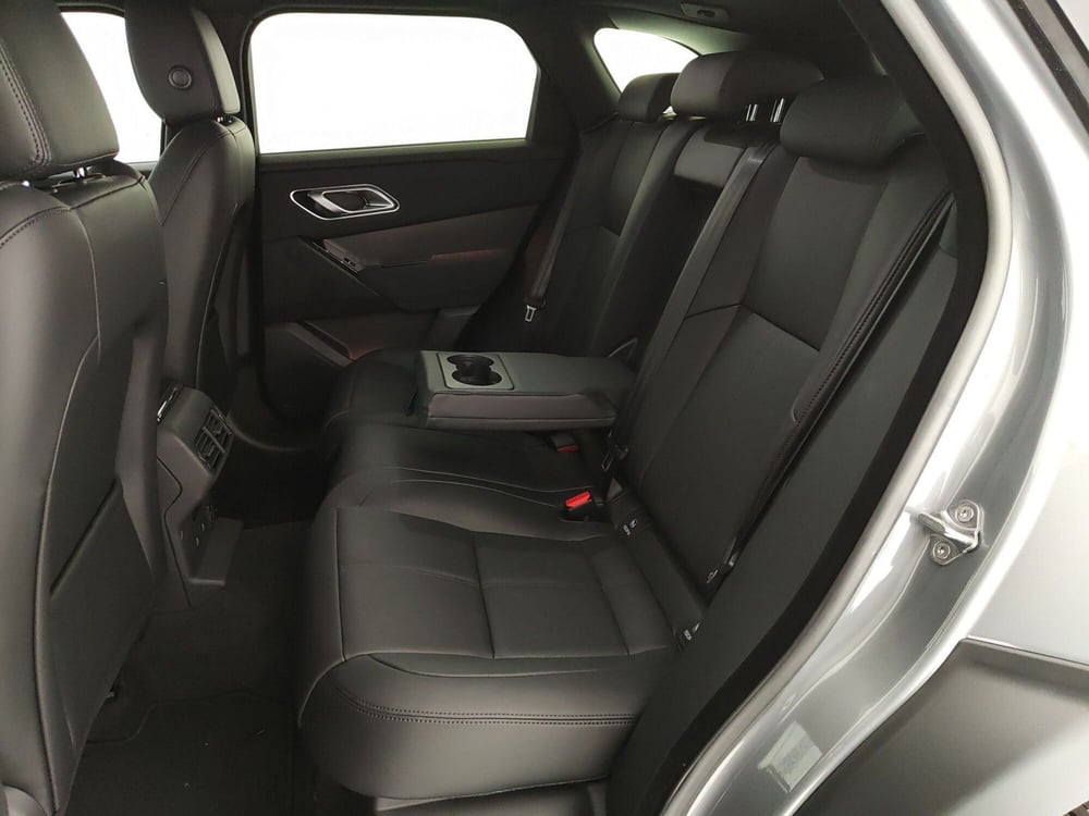 Land Rover Range Rover Velar nuova a Brindisi (5)