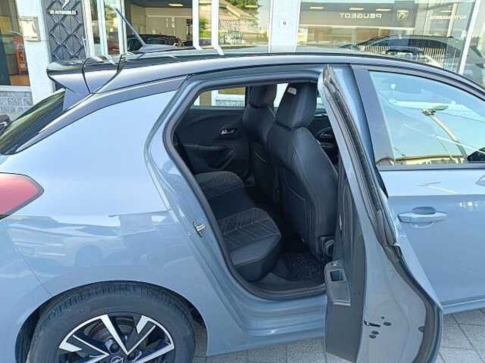 Opel Corsa usata a Milano (14)