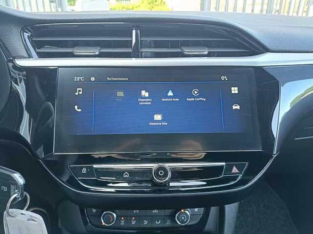 Opel Corsa usata a Milano (17)