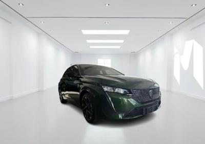 Peugeot 308 1.2 hybrid Allure 136cv e-dcs 6 nuova a Latina