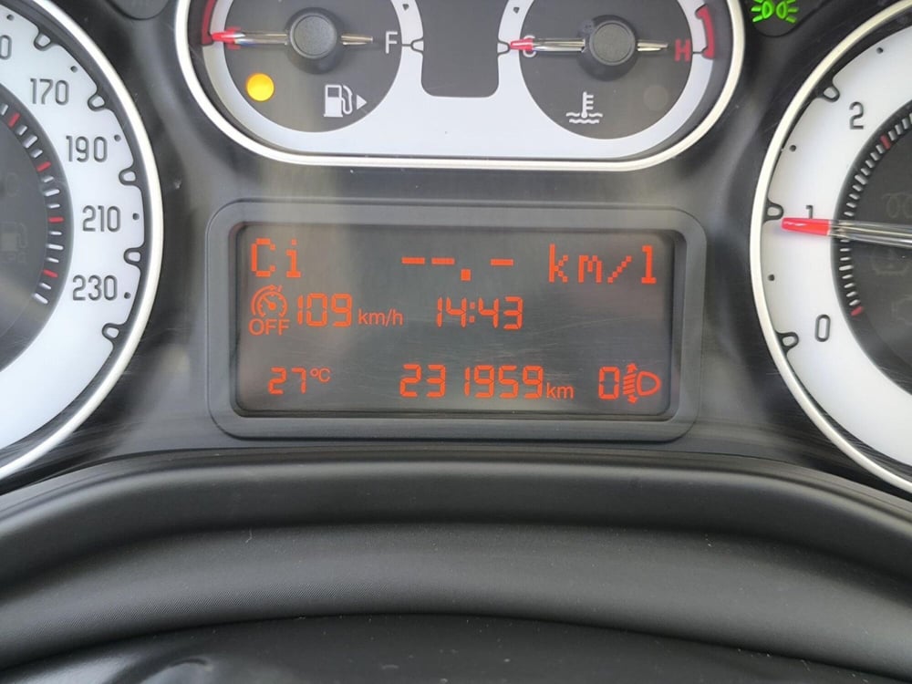 Fiat 500L usata a Udine (14)