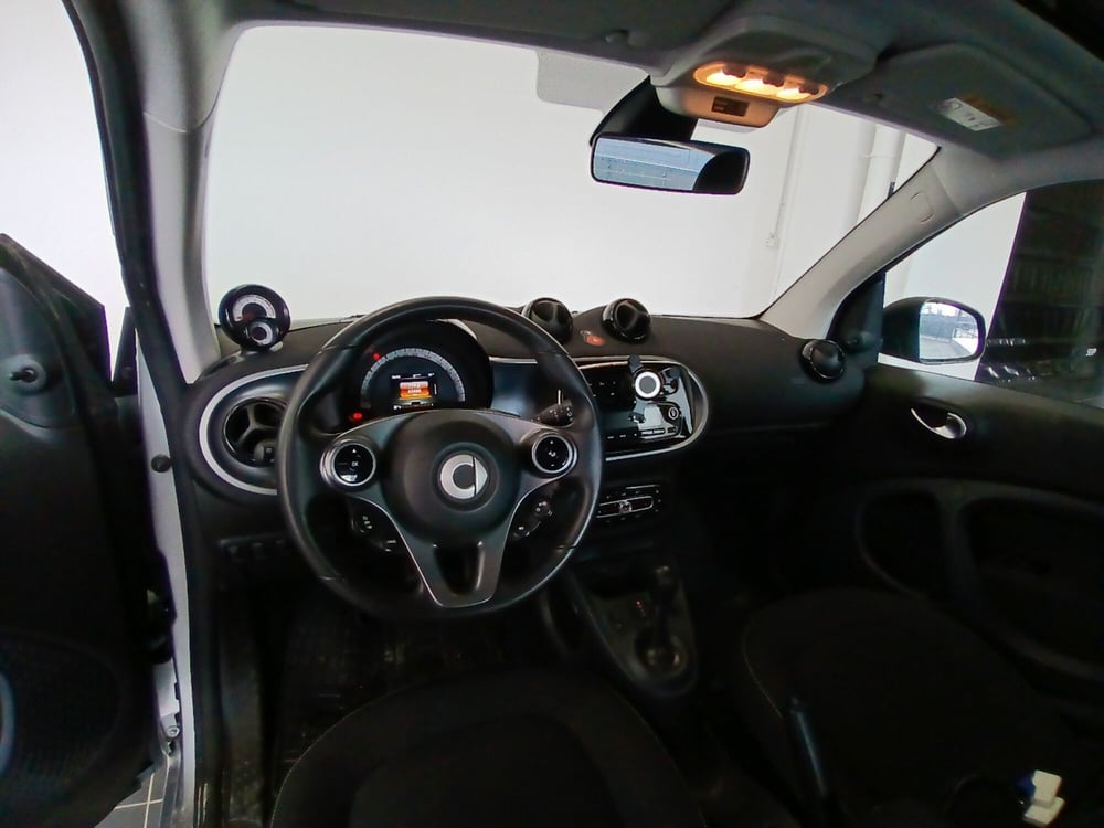 smart Fortwo usata a Latina (12)