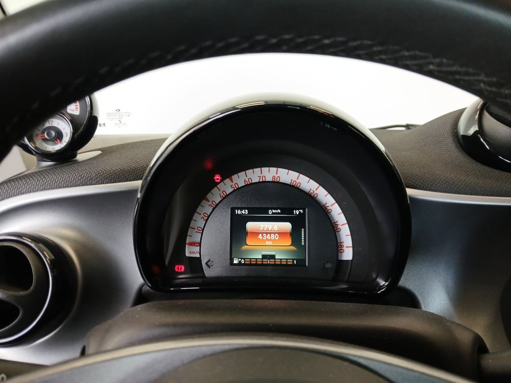 smart Fortwo usata a Latina (14)