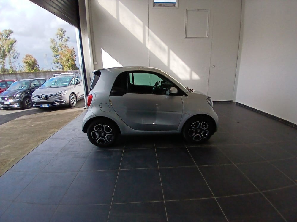 smart Fortwo usata a Latina (8)