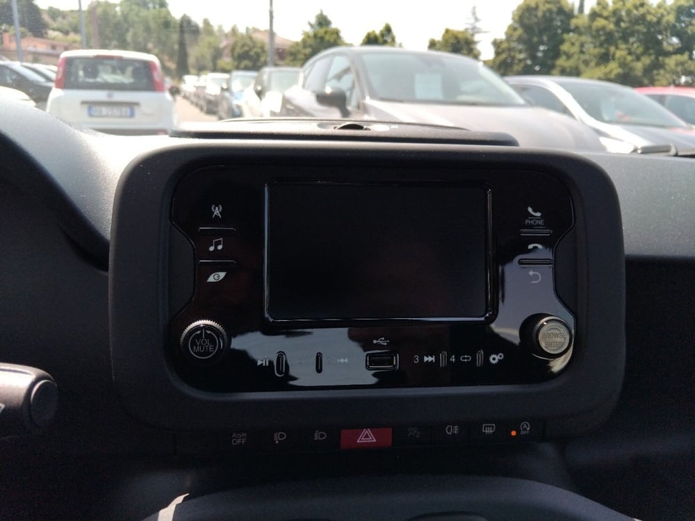 Fiat Panda nuova a Roma (15)