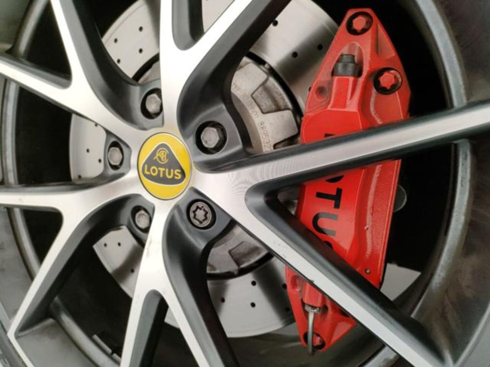 Lotus Emira usata a Modena (9)
