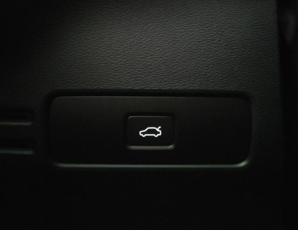 Volvo C40 usata a Modena (14)