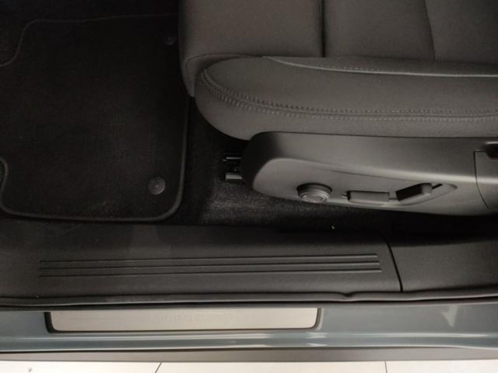 Volvo C40 usata a Modena (16)