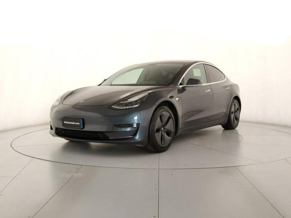 Tesla Model 3 usata a Modena (2)