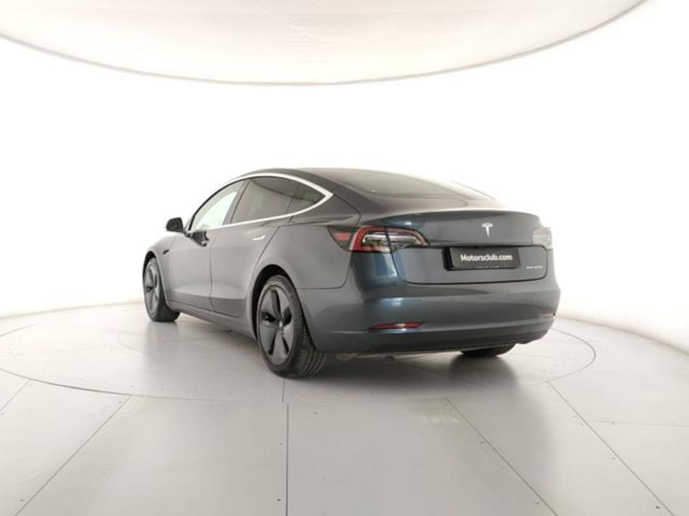 Tesla Model 3 usata a Modena (3)