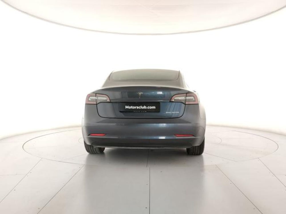 Tesla Model 3 usata a Modena (4)