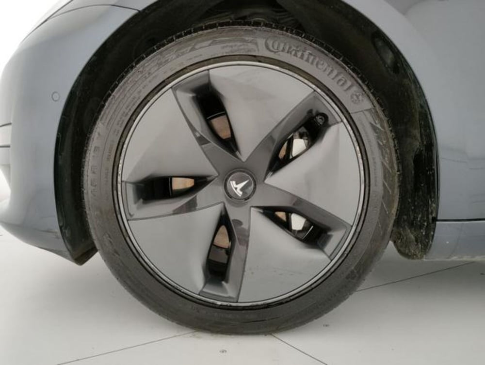 Tesla Model 3 usata a Modena (8)