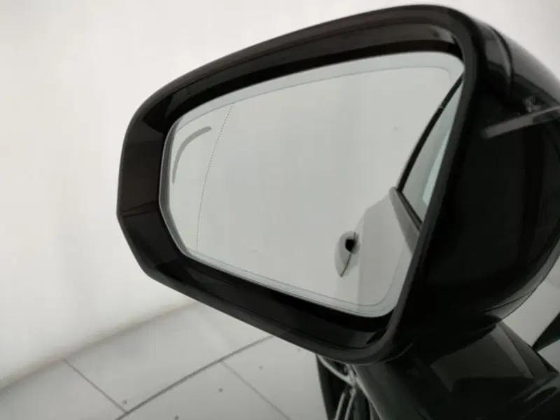 Volvo V90 nuova a Modena (14)