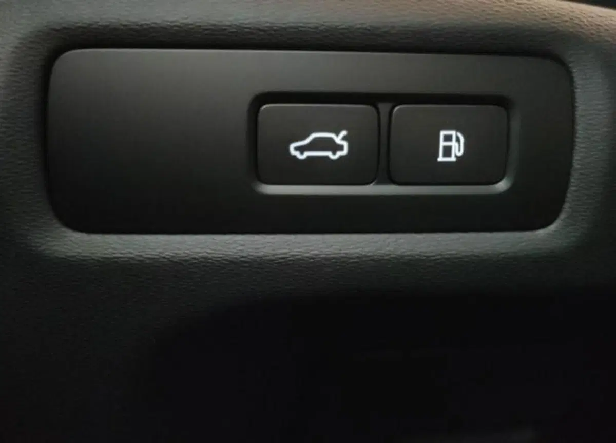 Volvo V90 nuova a Modena (15)